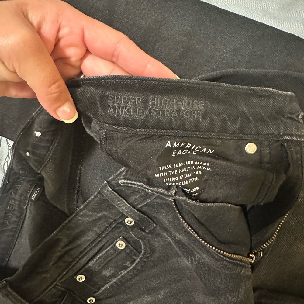 American Eagle Black Super High-Rise Ankle Straight Jeans